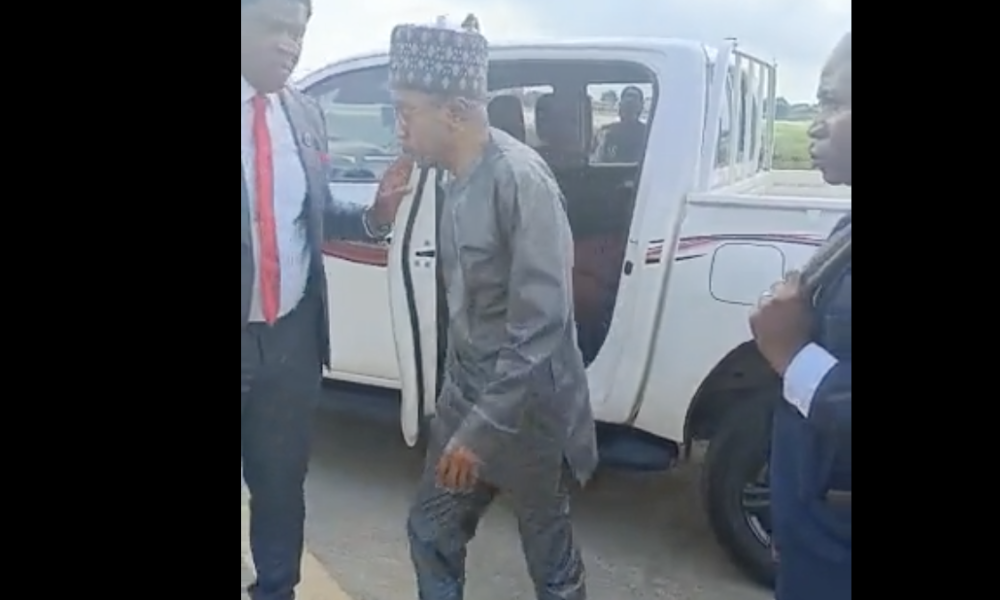VIRAL VIDEO: Watch Embarrassing Moment Godwin Emefiele Was Arrested In Lagos By #DSS With Handcuffs At The Airport