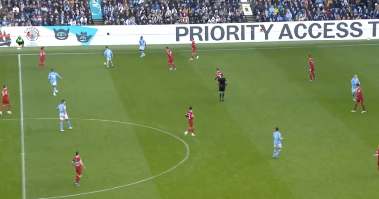 Manchester City Vs #Liverpool