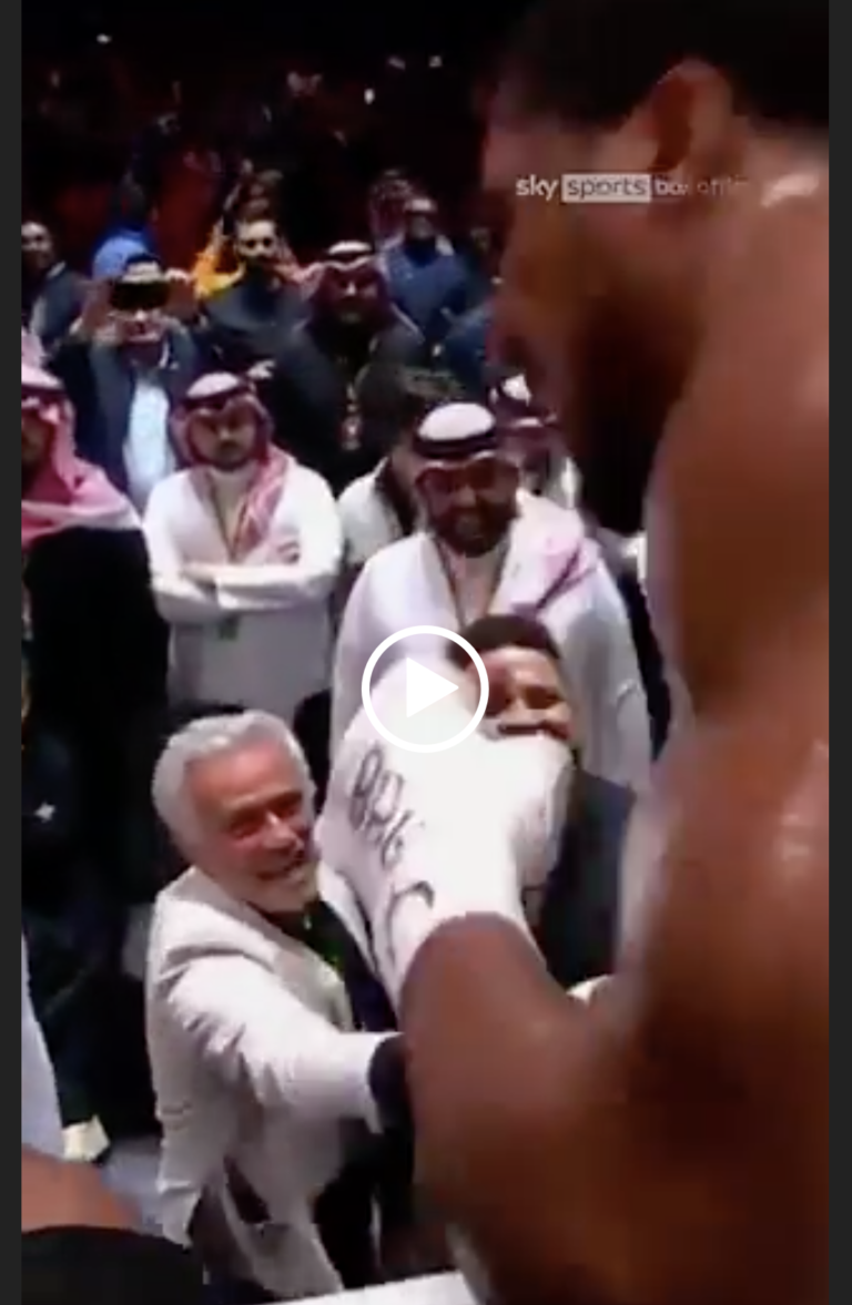 Jose Mourinho Congratulates Anthony Joshua