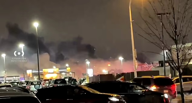 Horror as second plane crashes in the US, leaving multiple people injured